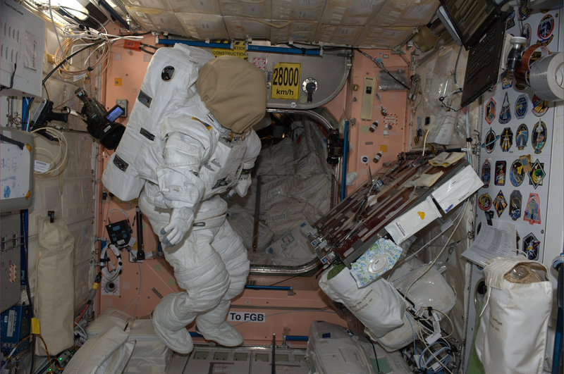 Illustration for article titled The Space Station At Night Just Keeps Getting Creepier